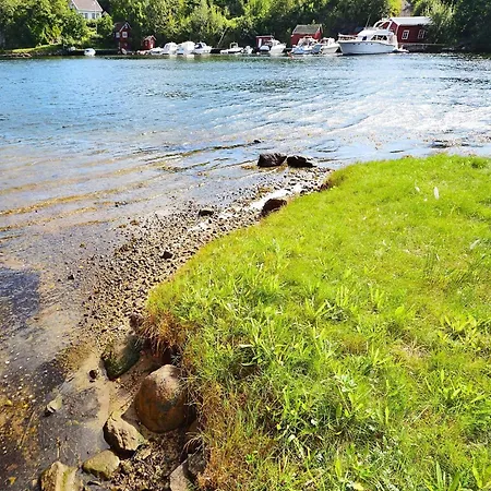 10 Person In Tvedestrand-by Traum *